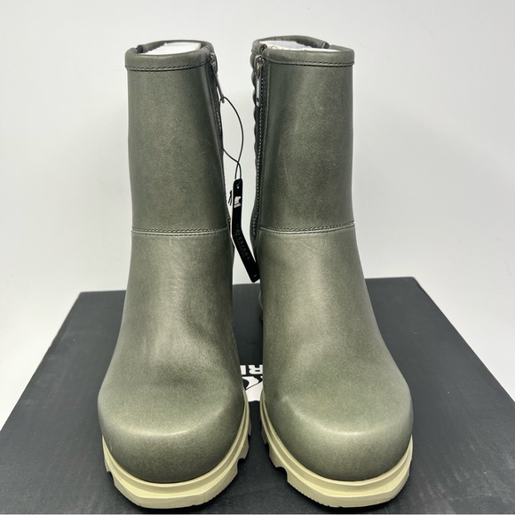 Sorel Joan of Arctic III Moto Boots
Size 11 - Picture 3 of 8